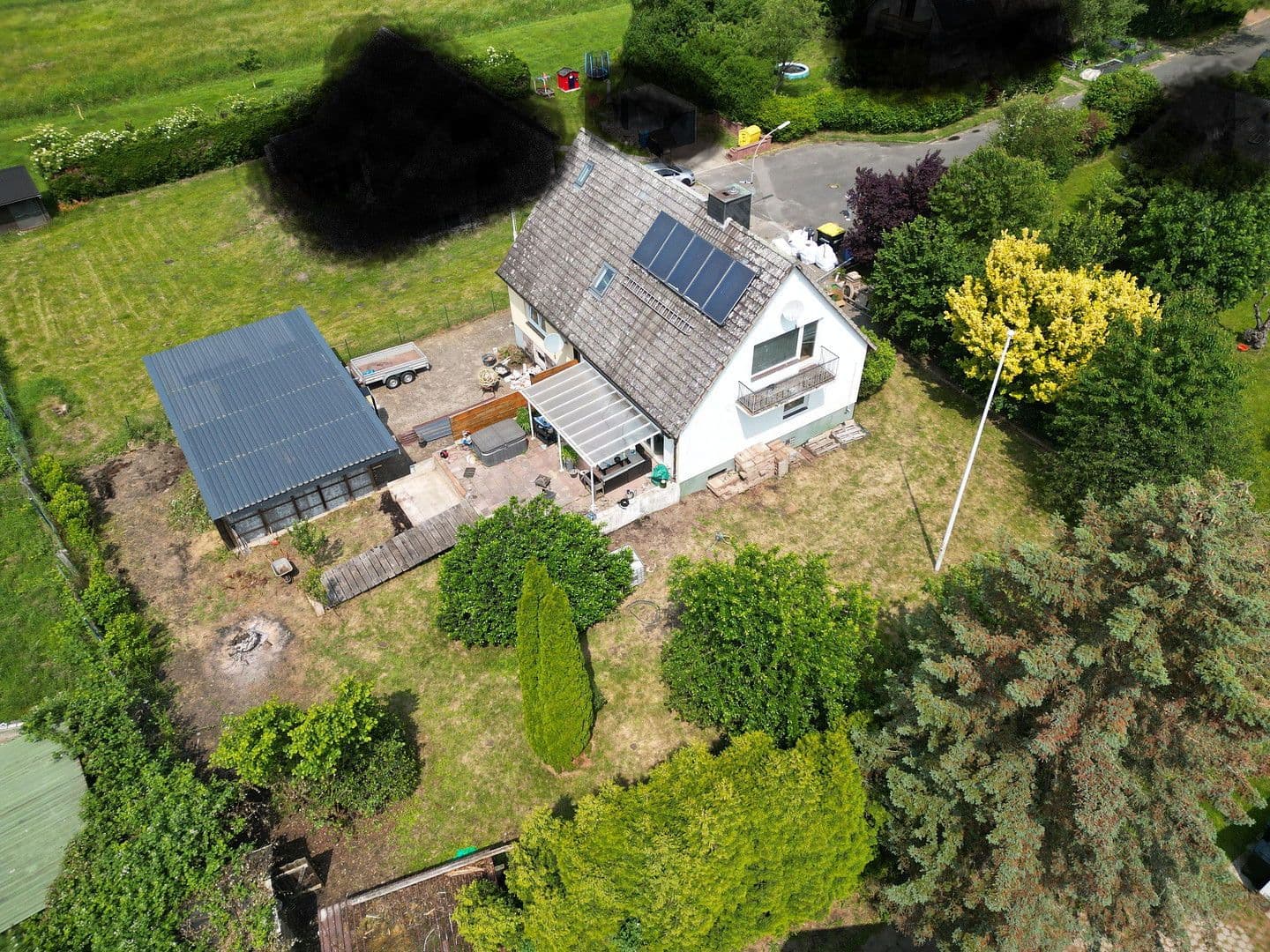 Prodej domu 170 m², pozemek 1.050 m², Kiebitzhagen 5, Seevetal, Dolní Sasko Prodej domu 170 m², pozemek 1.050 m², Kiebitzhagen 5, Seevetal, Dolní Sasko