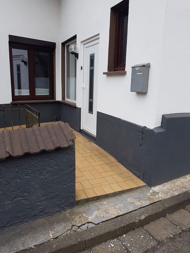 Prodej domu 365 m², pozemek 501 m², Rabenau, Hessen Prodej domu 365 m², pozemek 501 m², Rabenau, Hessen