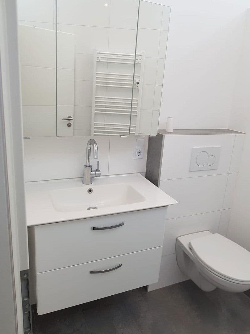 Prodej domu 365 m², pozemek 501 m², Rabenau, Hessen Prodej domu 365 m², pozemek 501 m², Rabenau, Hessen