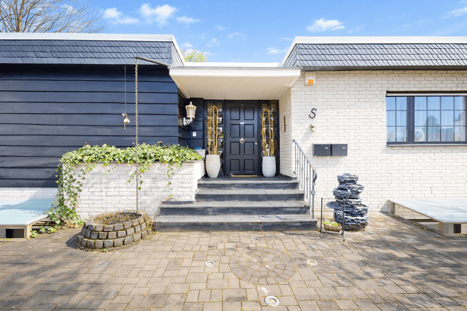 Prodej domu 268 m², pozemek 475 m², Kiefernweg 5, Ratingen, Severní Porýní-Vestfálsko Prodej domu 268 m², pozemek 475 m², Kiefernweg 5, Ratingen, Severní Porýní-Vestfálsko