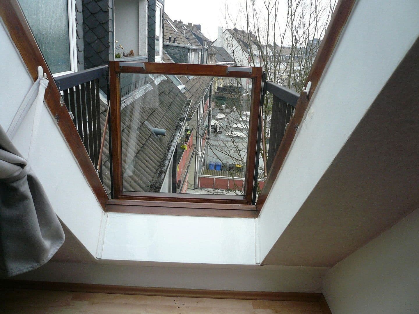 Pronájem bytu 2+1 69 m², Hauptstraße 284b, Heiligenhaus, Severní Porýní-Vestfálsko Pronájem bytu 2+1 69 m², Hauptstraße 284b, Heiligenhaus, Severní Porýní-Vestfálsko