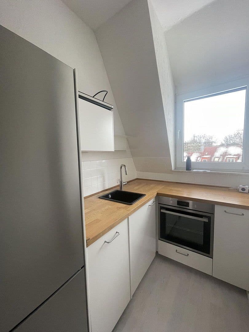 Pronájem bytu 3+1 82 m², Duisburg, Severní Porýní-Vestfálsko Pronájem bytu 3+1 82 m², Duisburg, Severní Porýní-Vestfálsko