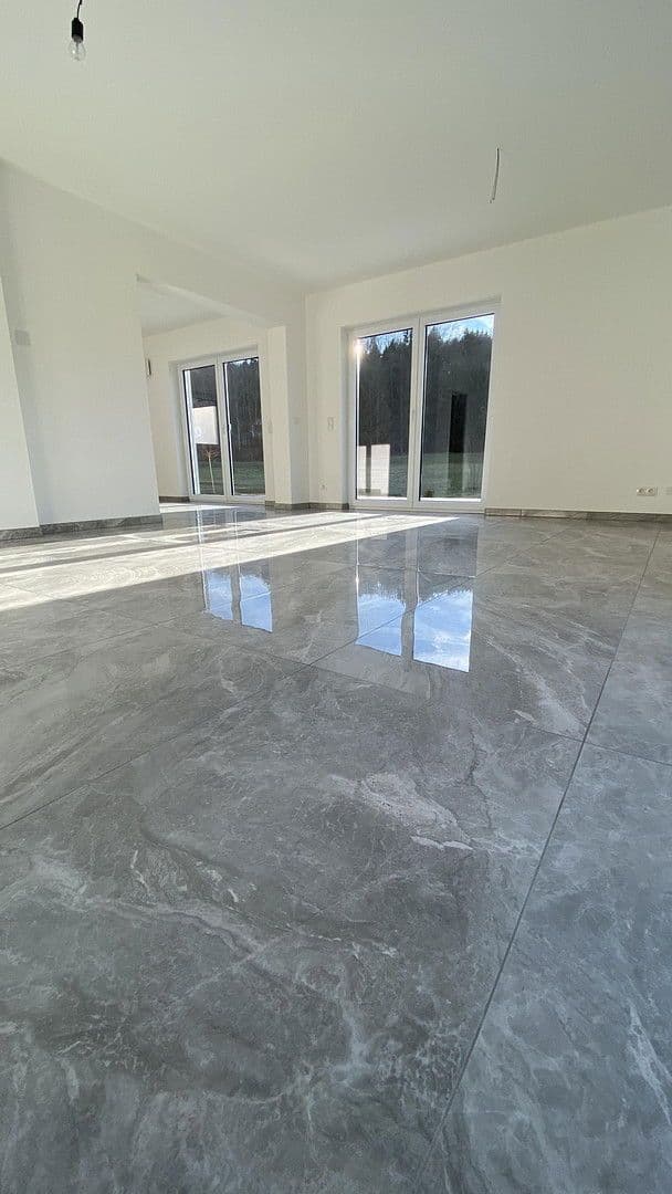 Prodej domu 152 m², pozemek 874 m², Fürstenstein, Bavorsko Prodej domu 152 m², pozemek 874 m², Fürstenstein, Bavorsko