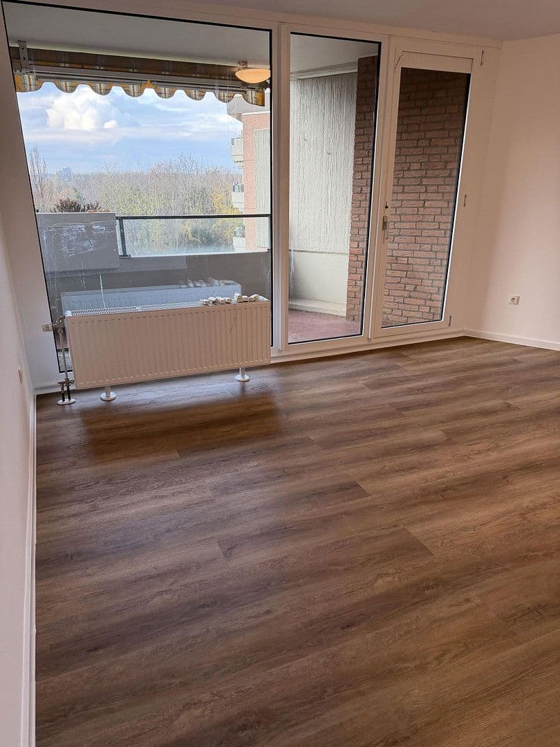 Pronájem bytu 3+1 97 m², Ziegeleiweg 20, Köln, Severní Porýní-Vestfálsko Pronájem bytu 3+1 97 m², Ziegeleiweg 20, Köln, Severní Porýní-Vestfálsko