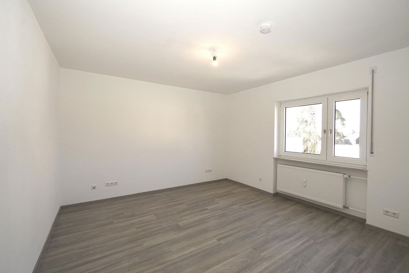 Pronájem bytu 4+1 107 m², Niddatal, Hessen Pronájem bytu 4+1 107 m², Niddatal, Hessen