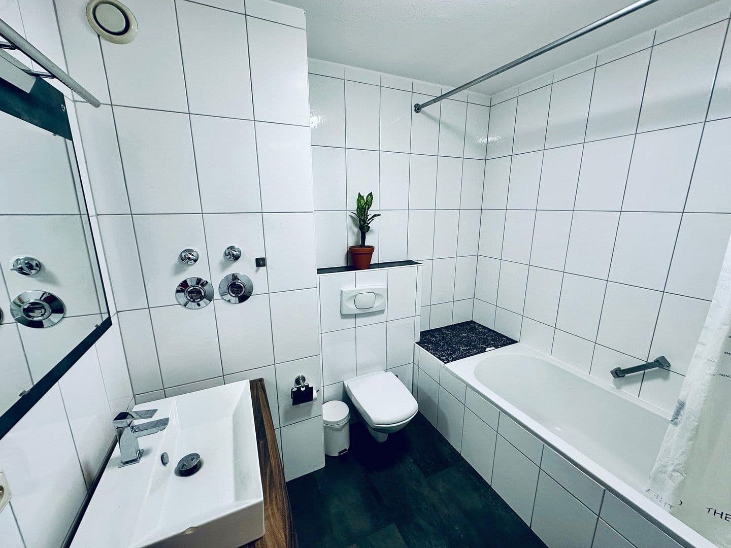 Pronájem bytu 3+1 87 m², Darmstadt, Hessen Pronájem bytu 3+1 87 m², Darmstadt, Hessen