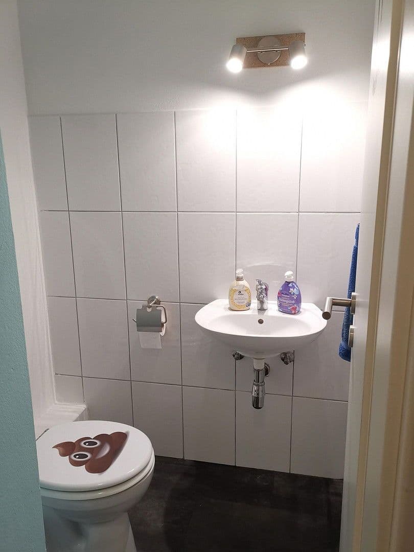 Pronájem bytu 3+1 87 m², Darmstadt, Hessen Pronájem bytu 3+1 87 m², Darmstadt, Hessen