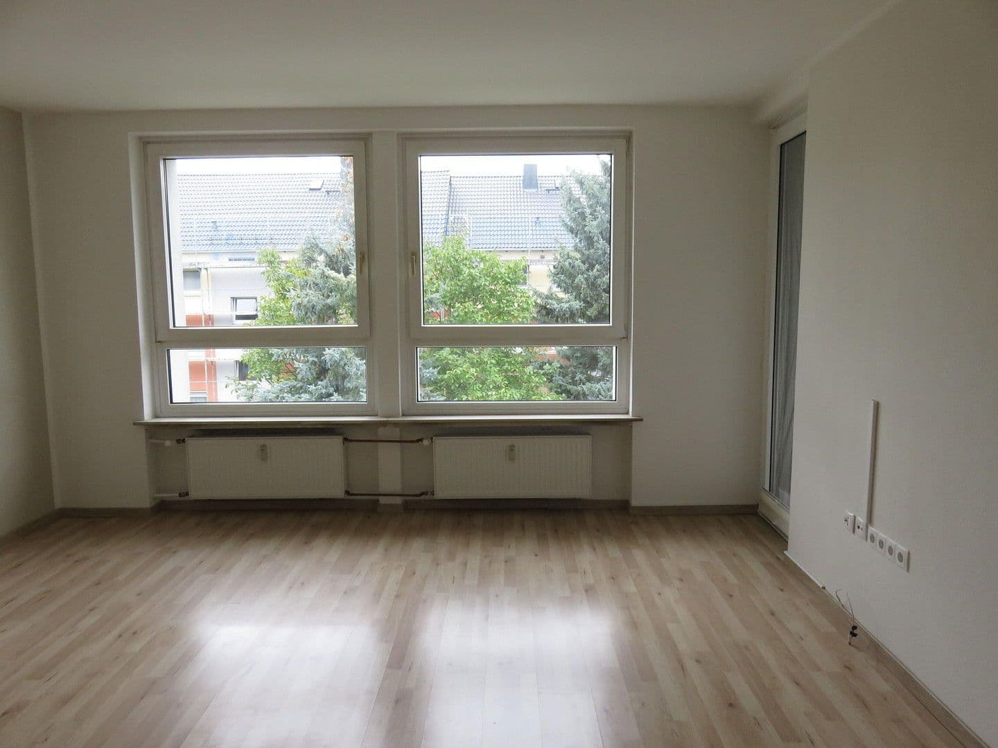 Prodej bytu 3+1 75 m², Paul-Eyferth-Straße 45, Wolfenbüttel, Dolní Sasko Prodej bytu 3+1 75 m², Paul-Eyferth-Straße 45, Wolfenbüttel, Dolní Sasko