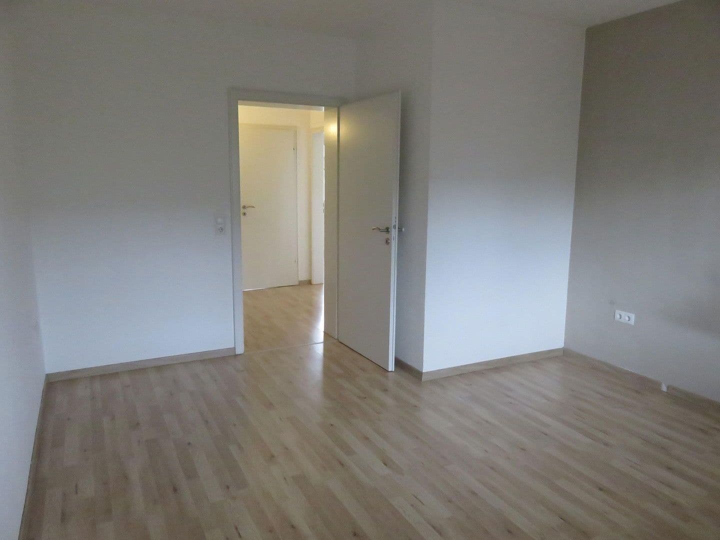Prodej bytu 3+1 75 m², Paul-Eyferth-Straße 45, Wolfenbüttel, Dolní Sasko Prodej bytu 3+1 75 m², Paul-Eyferth-Straße 45, Wolfenbüttel, Dolní Sasko