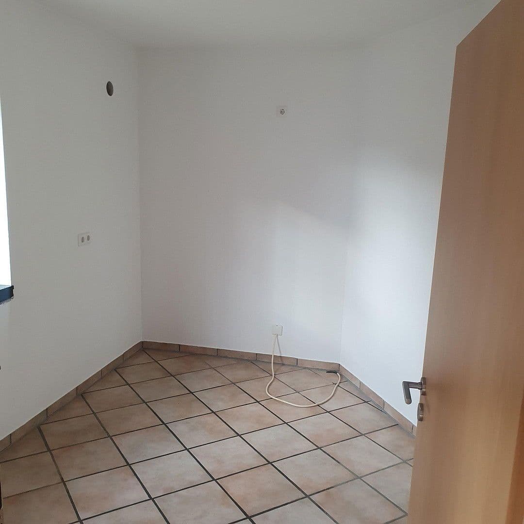 Prodej domu 121 m², pozemek 425 m², Weichering OT Lichtenau, Bavorsko Prodej domu 121 m², pozemek 425 m², Weichering OT Lichtenau, Bavorsko