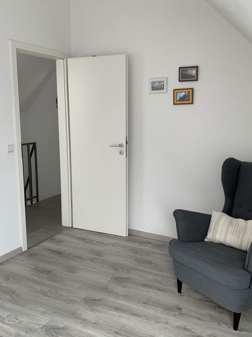 Prodej bytu 4+1 142 m², Esslingen am Neckar, Bádensko-Württembersko Prodej bytu 4+1 142 m², Esslingen am Neckar, Bádensko-Württembersko