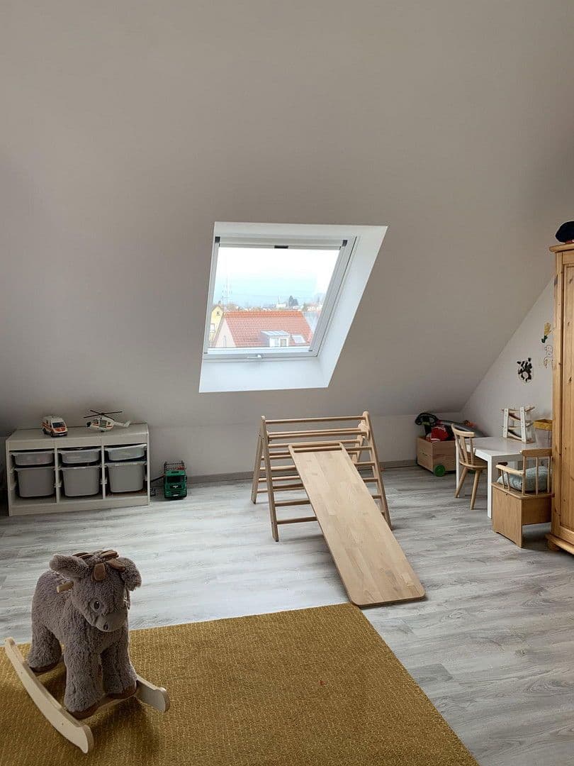 Prodej bytu 4+1 142 m², Esslingen am Neckar, Bádensko-Württembersko Prodej bytu 4+1 142 m², Esslingen am Neckar, Bádensko-Württembersko