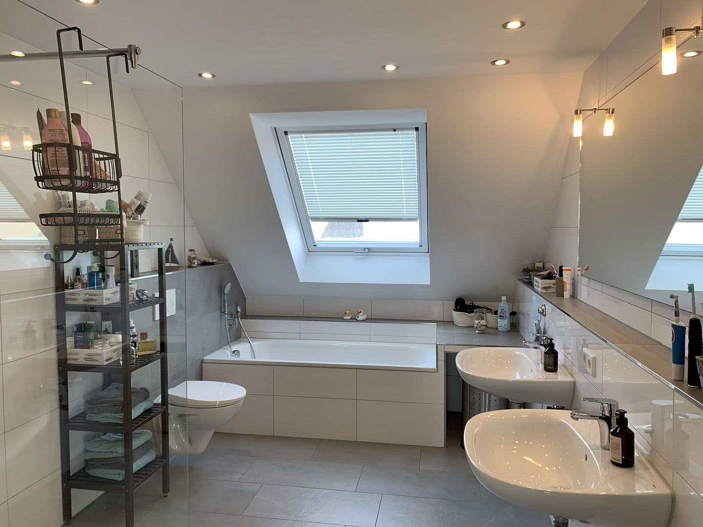 Prodej bytu 4+1 142 m², Esslingen am Neckar, Bádensko-Württembersko Prodej bytu 4+1 142 m², Esslingen am Neckar, Bádensko-Württembersko