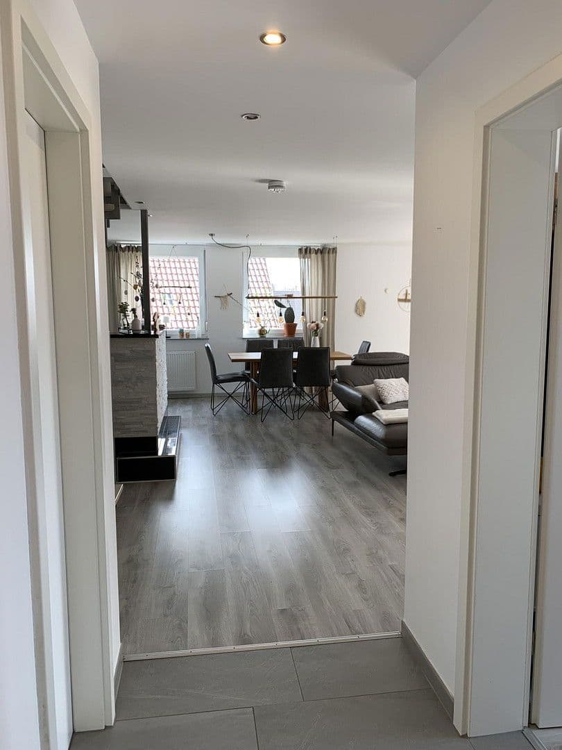 Prodej bytu 4+1 142 m², Esslingen am Neckar, Bádensko-Württembersko Prodej bytu 4+1 142 m², Esslingen am Neckar, Bádensko-Württembersko