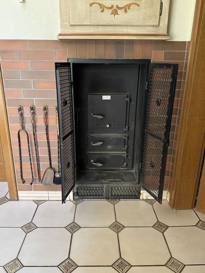 Prodej domu 229 m², pozemek 689 m², Westallee 9, Mogendorf, Porýní-Falc Prodej domu 229 m², pozemek 689 m², Westallee 9, Mogendorf, Porýní-Falc