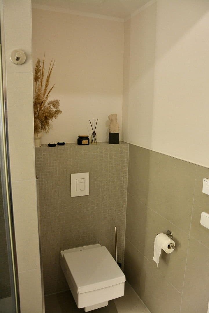 Prodej bytu 4+1 148 m², Gertrudenstraße, Rostock, Mecklenburg-Vorpommern Prodej bytu 4+1 148 m², Gertrudenstraße, Rostock, Mecklenburg-Vorpommern