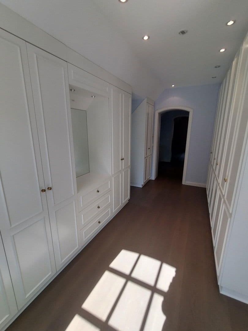 Pronájem domu 357 m², pozemek 1.008 m², Hamburg, Hamburg Pronájem domu 357 m², pozemek 1.008 m², Hamburg, Hamburg