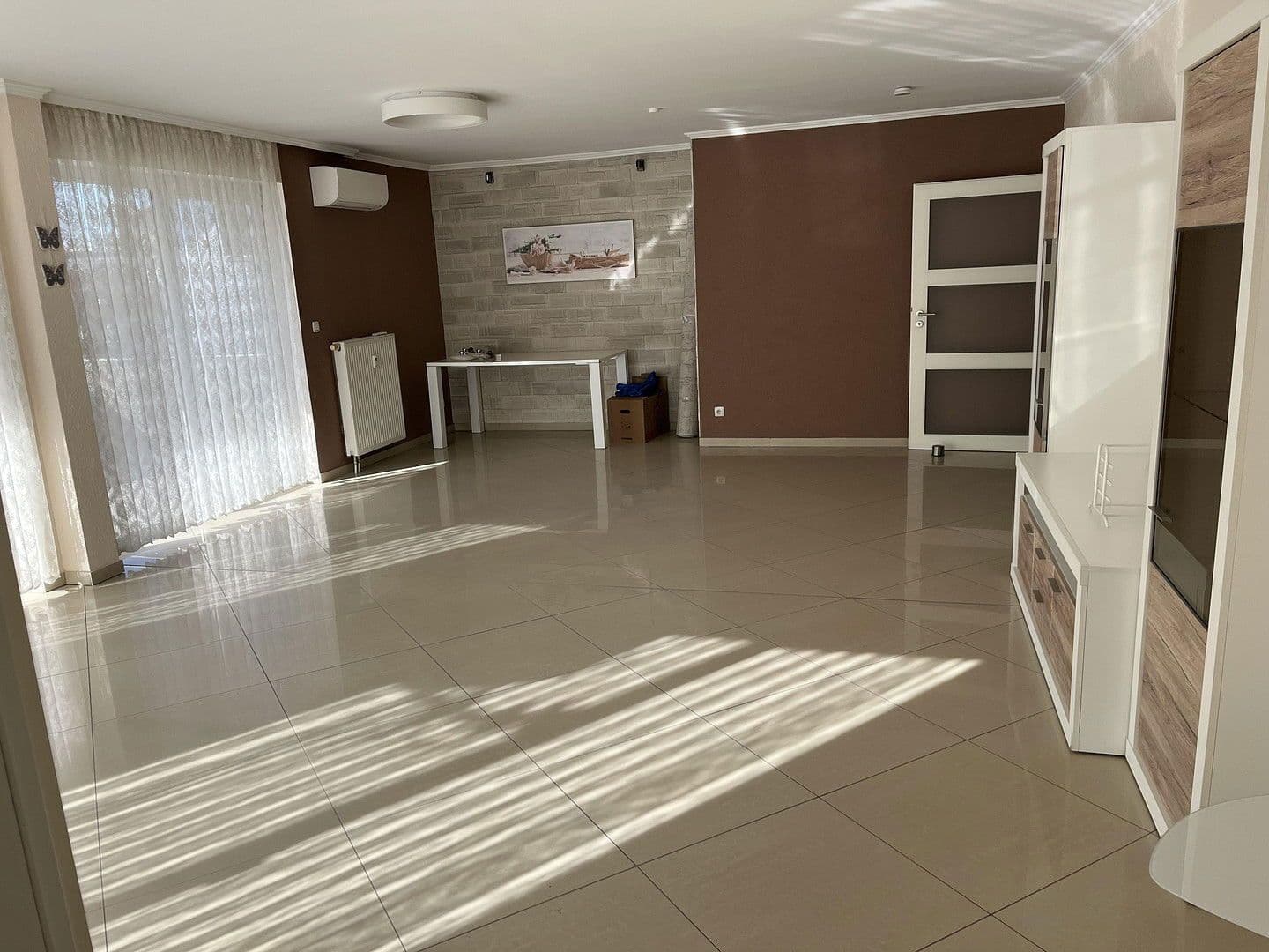 Prodej domu 263 m², pozemek 535 m², Darmstädter Straße 69a, Rüsselsheim am Main, Hessen Prodej domu 263 m², pozemek 535 m², Darmstädter Straße 69a, Rüsselsheim am Main, Hessen