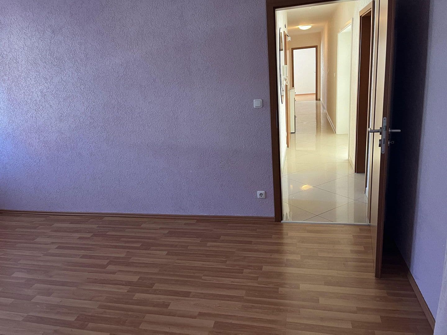 Prodej domu 263 m², pozemek 535 m², Darmstädter Straße 69a, Rüsselsheim am Main, Hessen Prodej domu 263 m², pozemek 535 m², Darmstädter Straße 69a, Rüsselsheim am Main, Hessen