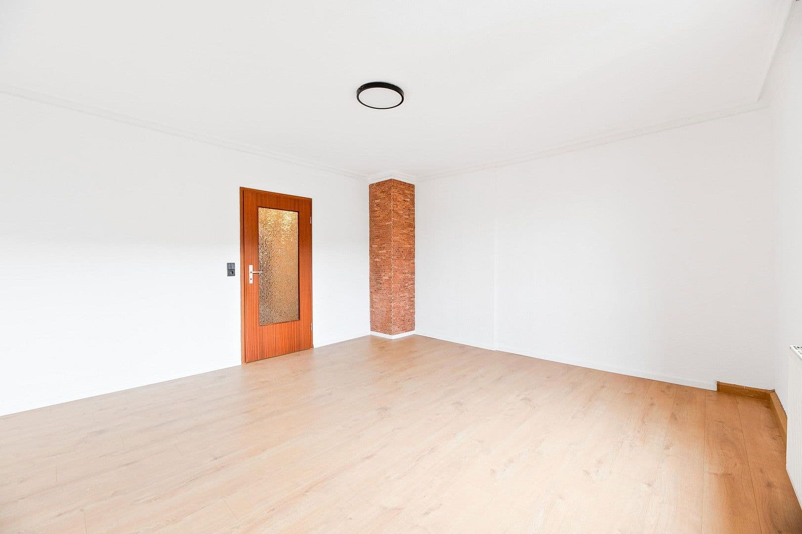 Prodej bytu 4+1 96 m², Esslingen am Neckar, Bádensko-Württembersko Prodej bytu 4+1 96 m², Esslingen am Neckar, Bádensko-Württembersko