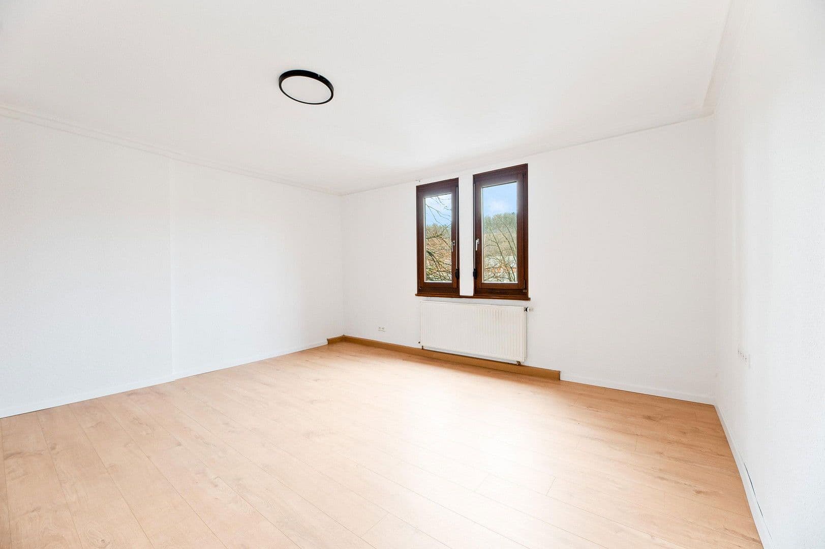 Prodej bytu 4+1 96 m², Esslingen am Neckar, Bádensko-Württembersko Prodej bytu 4+1 96 m², Esslingen am Neckar, Bádensko-Württembersko
