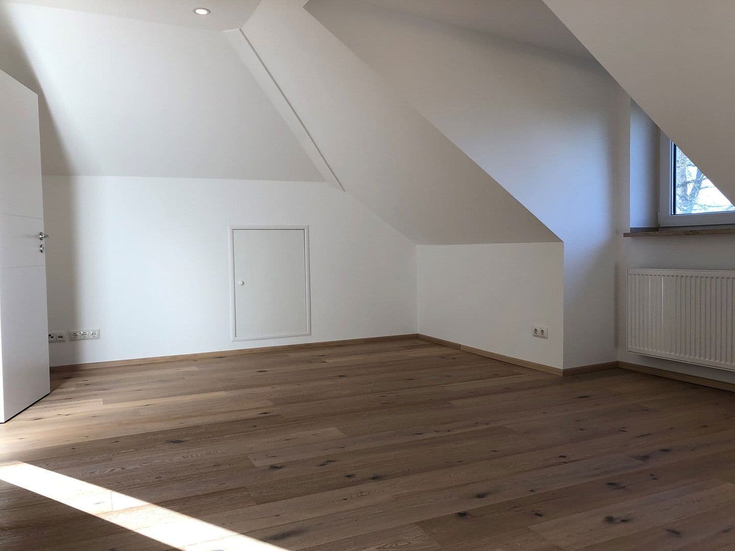 Pronájem bytu 2+1 86 m², Plön, Šlesvicko-Holštýnsko Pronájem bytu 2+1 86 m², Plön, Šlesvicko-Holštýnsko