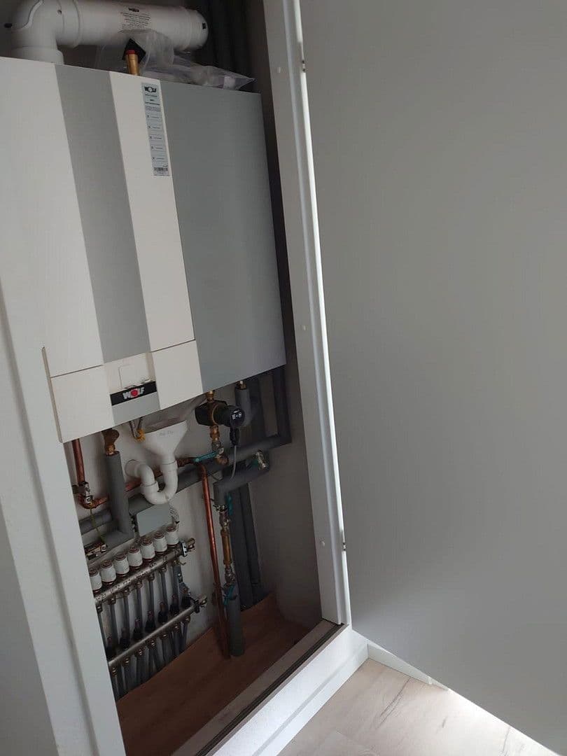 Prodej domu 372 m², pozemek 370 m², Humboldtstraße 8, Reichenbach, Sasko Prodej domu 372 m², pozemek 370 m², Humboldtstraße 8, Reichenbach, Sasko