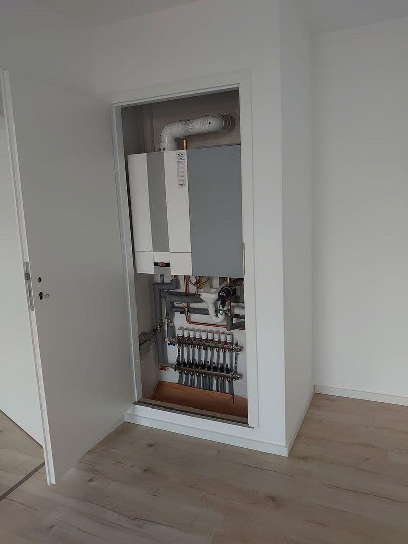 Prodej domu 372 m², pozemek 370 m², Humboldtstraße 8, Reichenbach, Sasko Prodej domu 372 m², pozemek 370 m², Humboldtstraße 8, Reichenbach, Sasko