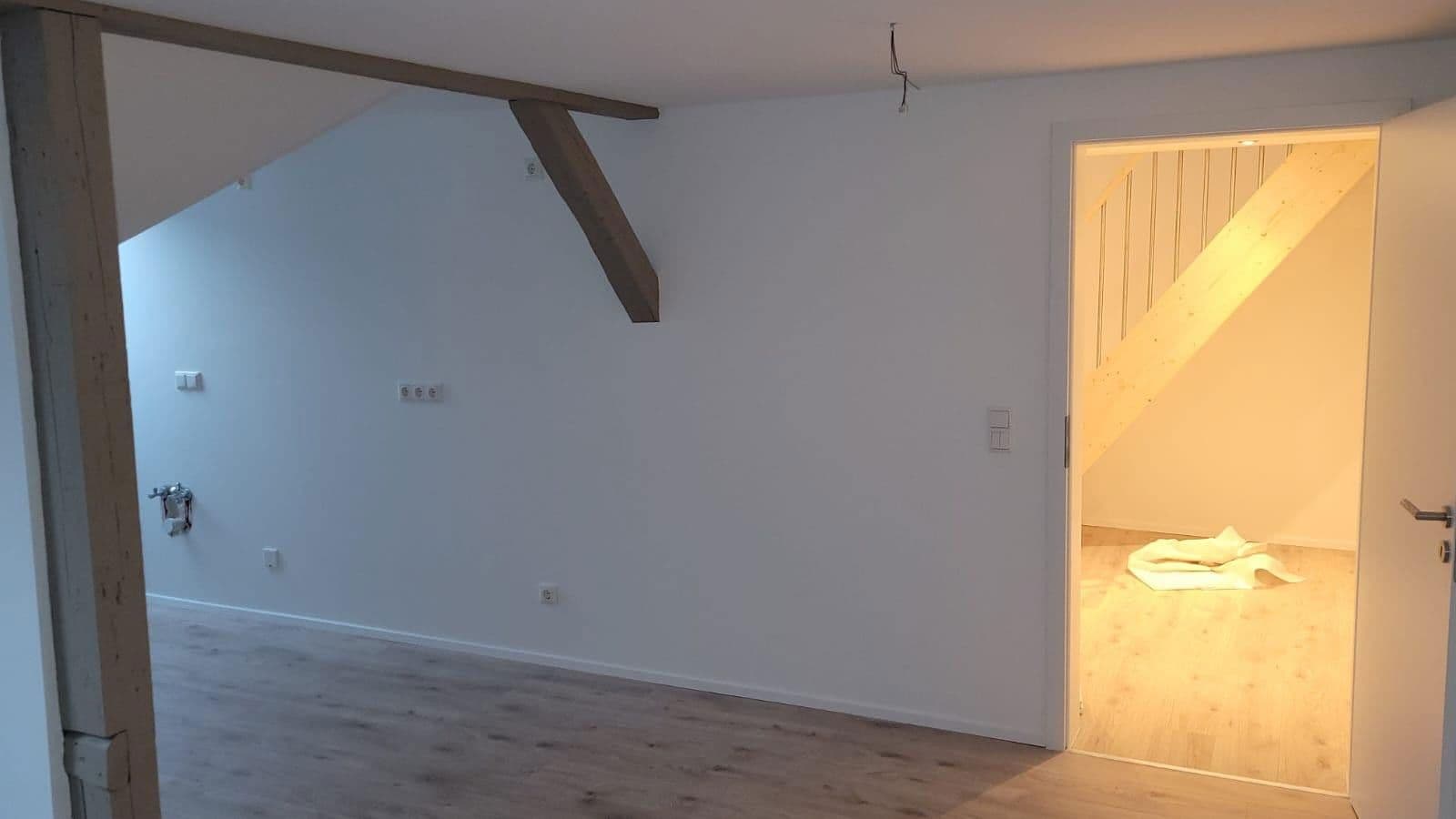 Prodej domu 410 m², pozemek 210 m², Stockmannstr. 5, Reichenbach, Sasko Prodej domu 410 m², pozemek 210 m², Stockmannstr. 5, Reichenbach, Sasko