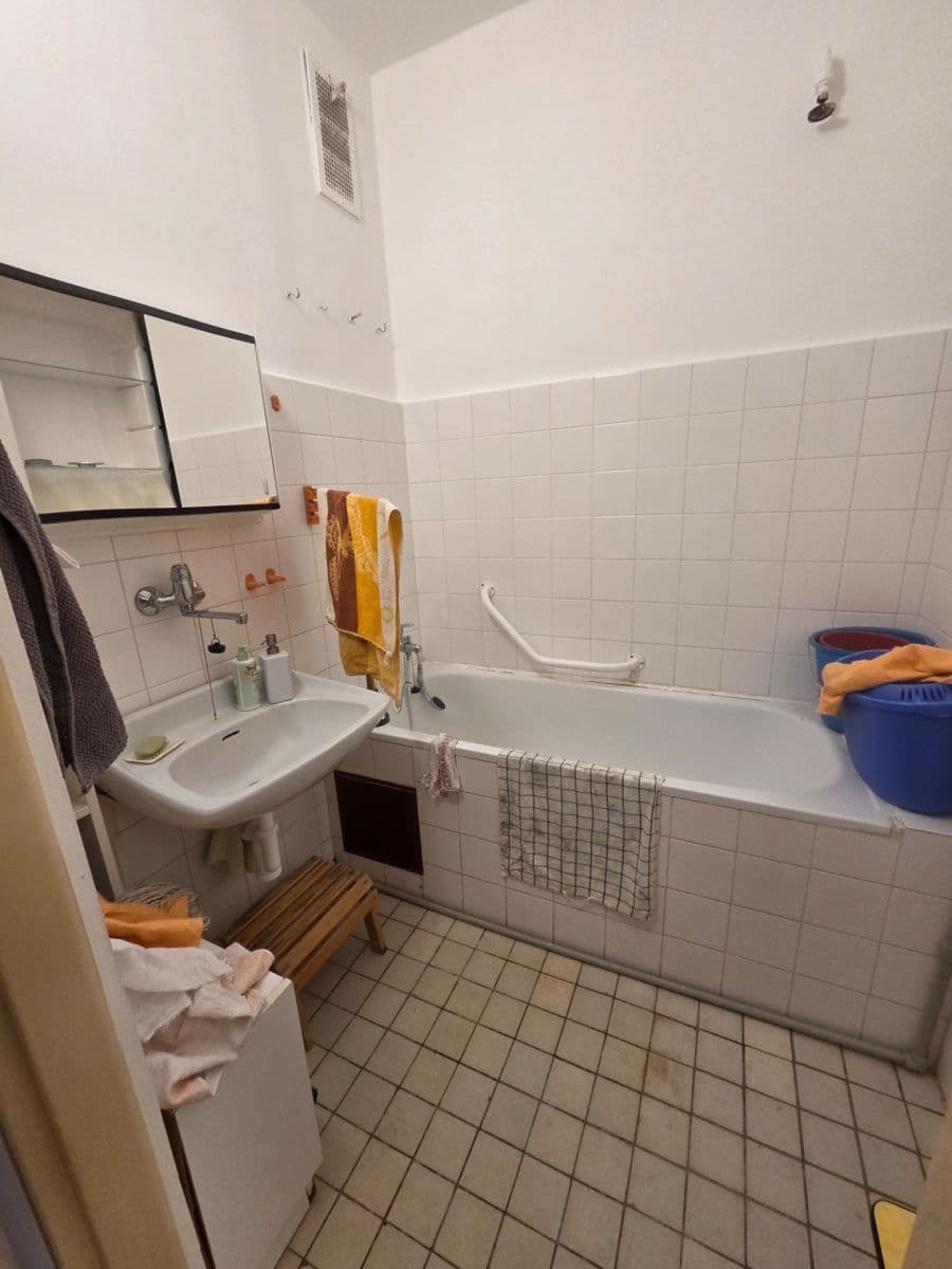 Pronájem bytu 2+1 51 m², Benešovo nábřeží, Zlín, Zlínský kraj Pronájem bytu 2+1 51 m², Benešovo nábřeží, Zlín, Zlínský kraj