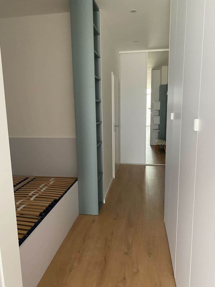 Pronájem bytu 1+1 34 m², Rožňavská, Nové Mesto, Bratislavský kraj Pronájem bytu 1+1 34 m², Rožňavská, Nové Mesto, Bratislavský kraj