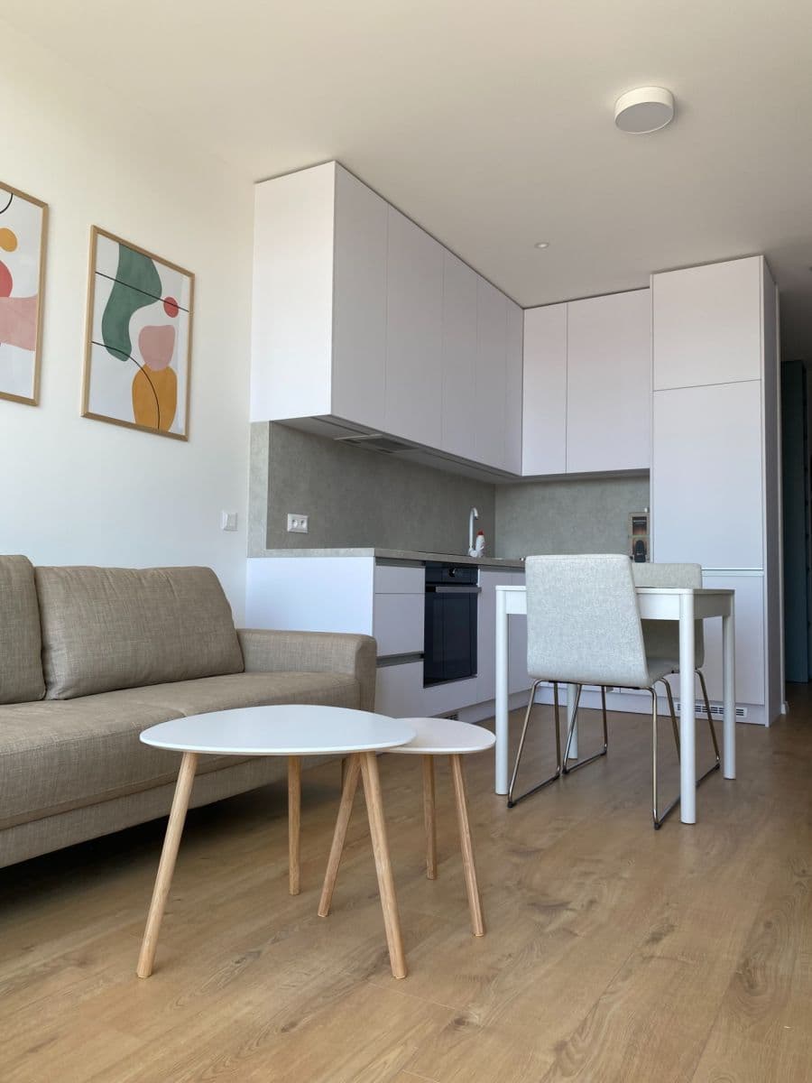 Pronájem bytu 1+1 34 m², Rožňavská, Nové Mesto, Bratislavský kraj Pronájem bytu 1+1 34 m², Rožňavská, Nové Mesto, Bratislavský kraj