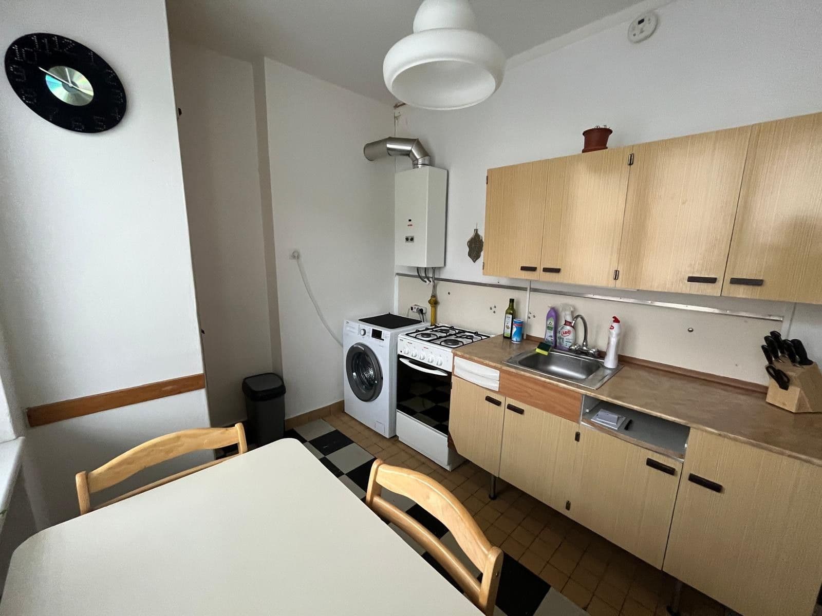 Pronájem bytu 2+1 53 m², Bolzanova, Brno, Jihomoravský kraj Pronájem bytu 2+1 53 m², Bolzanova, Brno, Jihomoravský kraj