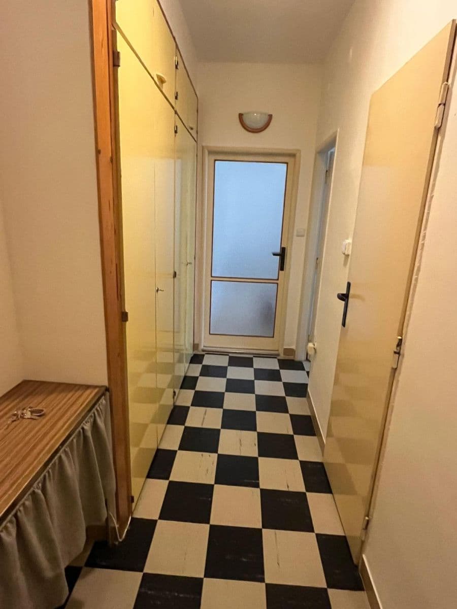 Pronájem bytu 2+1 53 m², Bolzanova, Brno, Jihomoravský kraj Pronájem bytu 2+1 53 m², Bolzanova, Brno, Jihomoravský kraj