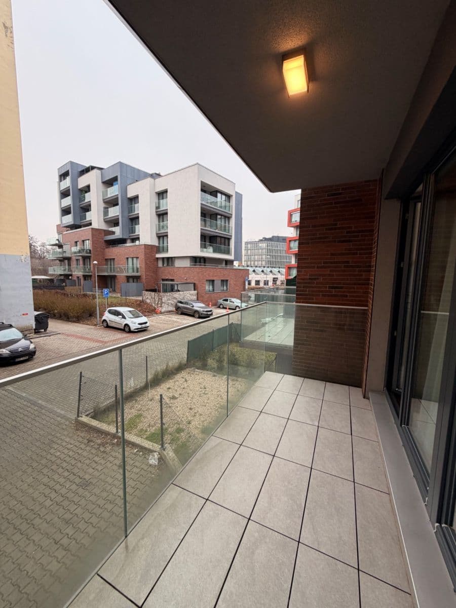 Pronájem bytu 2+kk 62 m², Vojenova, Praha, Praha Pronájem bytu 2+kk 62 m², Vojenova, Praha, Praha