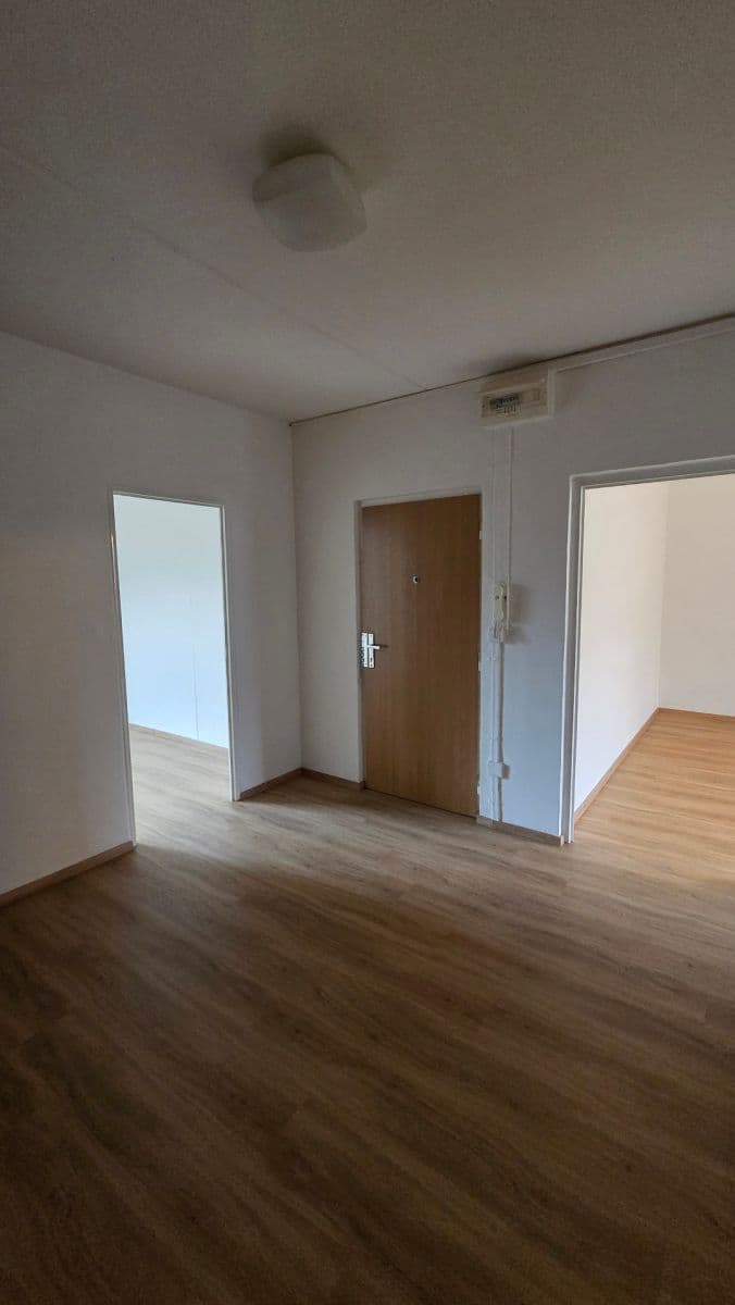 Pronájem bytu 3+1 71 m², Jungmannova, Hradec Králové, Královéhradecký kraj Pronájem bytu 3+1 71 m², Jungmannova, Hradec Králové, Královéhradecký kraj