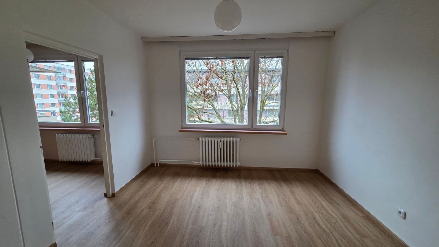 Pronájem bytu 3+1 71 m², Jungmannova, Hradec Králové, Královéhradecký kraj Pronájem bytu 3+1 71 m², Jungmannova, Hradec Králové, Královéhradecký kraj