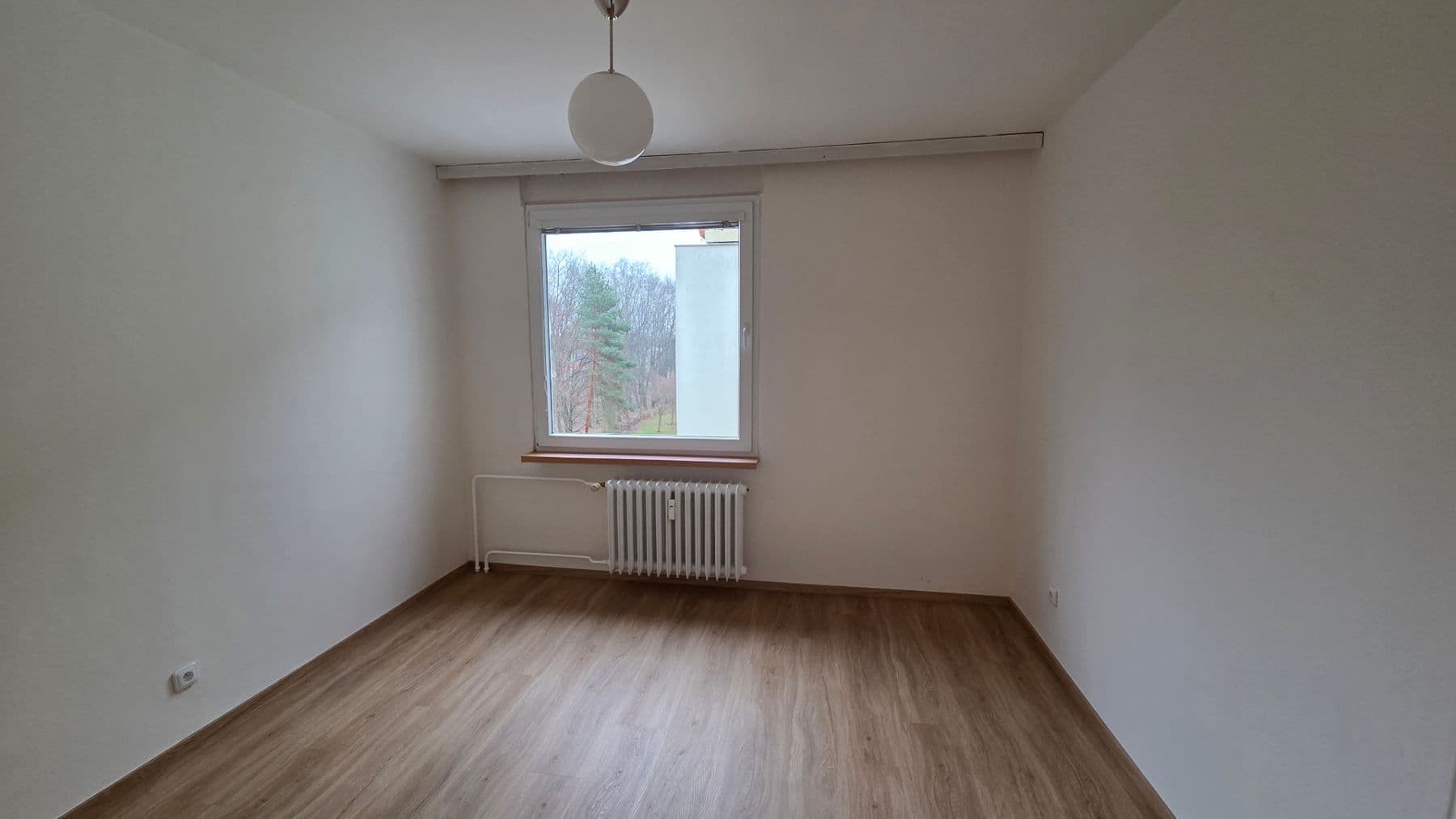 Pronájem bytu 3+1 71 m², Jungmannova, Hradec Králové, Královéhradecký kraj Pronájem bytu 3+1 71 m², Jungmannova, Hradec Králové, Královéhradecký kraj