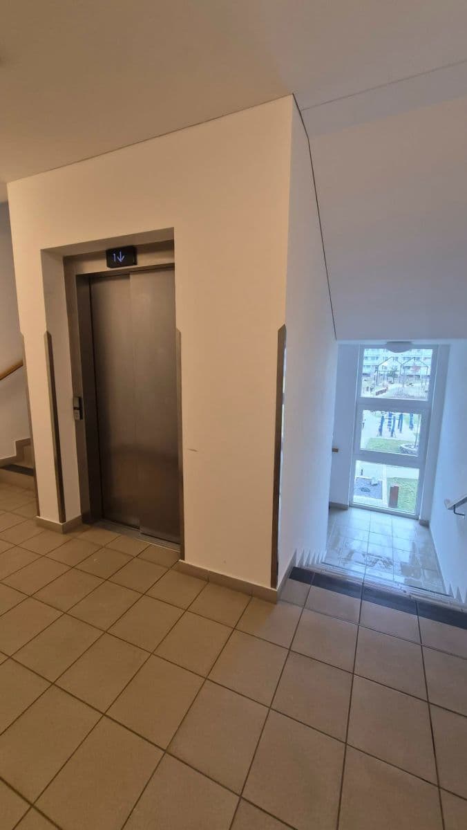 Pronájem bytu 2+kk 65 m², Zlochova, Praha, Praha Pronájem bytu 2+kk 65 m², Zlochova, Praha, Praha