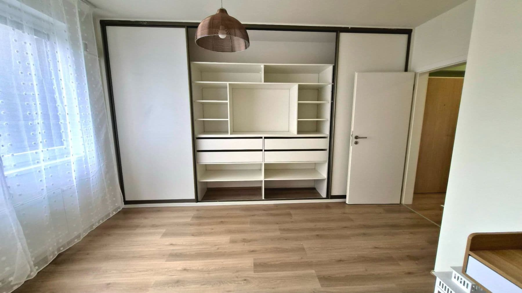 Pronájem bytu 2+kk 65 m², Zlochova, Praha, Praha Pronájem bytu 2+kk 65 m², Zlochova, Praha, Praha