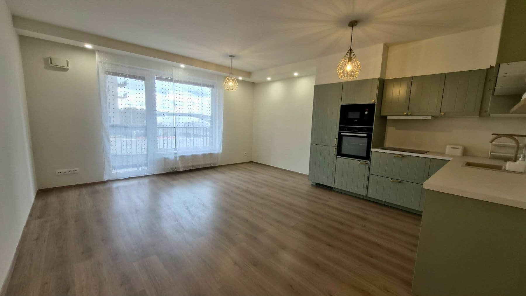 Pronájem bytu 2+kk 65 m², Zlochova, Praha, Praha Pronájem bytu 2+kk 65 m², Zlochova, Praha, Praha