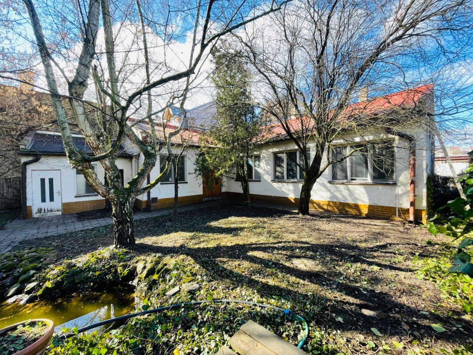 Prodej domu 174 m², pozemek 593 m², Sládkovičova, Lučenec, Banskobystrický kraj Prodej domu 174 m², pozemek 593 m², Sládkovičova, Lučenec, Banskobystrický kraj