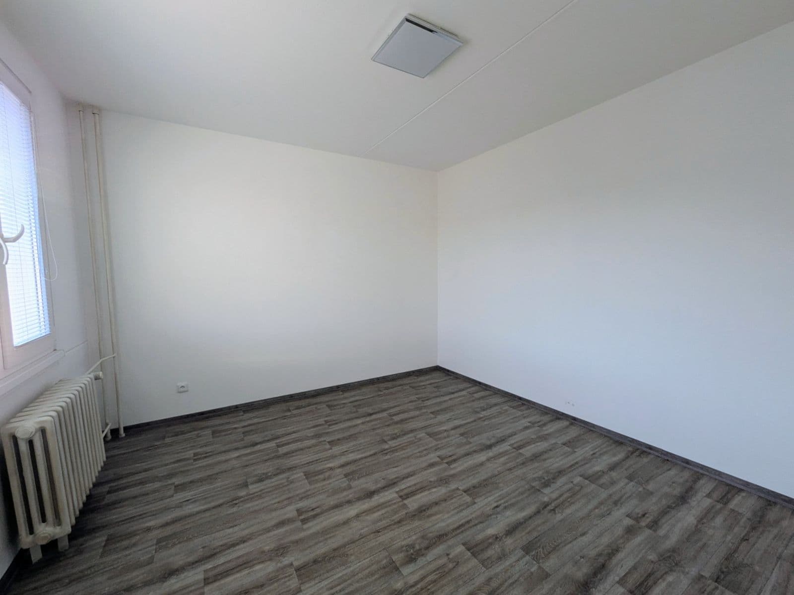 Prodej bytu 2+1 44 m², Lnářská, Trutnov, Královéhradecký kraj Prodej bytu 2+1 44 m², Lnářská, Trutnov, Královéhradecký kraj