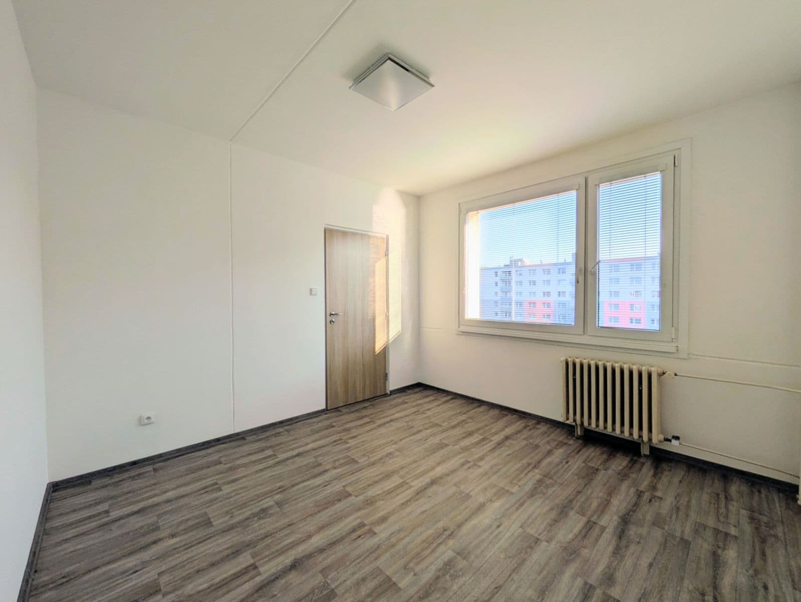 Prodej bytu 2+1 44 m², Lnářská, Trutnov, Královéhradecký kraj Prodej bytu 2+1 44 m², Lnářská, Trutnov, Královéhradecký kraj