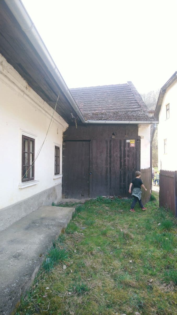 Prodej domu 269 m², pozemek 1.159 m², Měchenice, Středočeský kraj Prodej domu 269 m², pozemek 1.159 m², Měchenice, Středočeský kraj