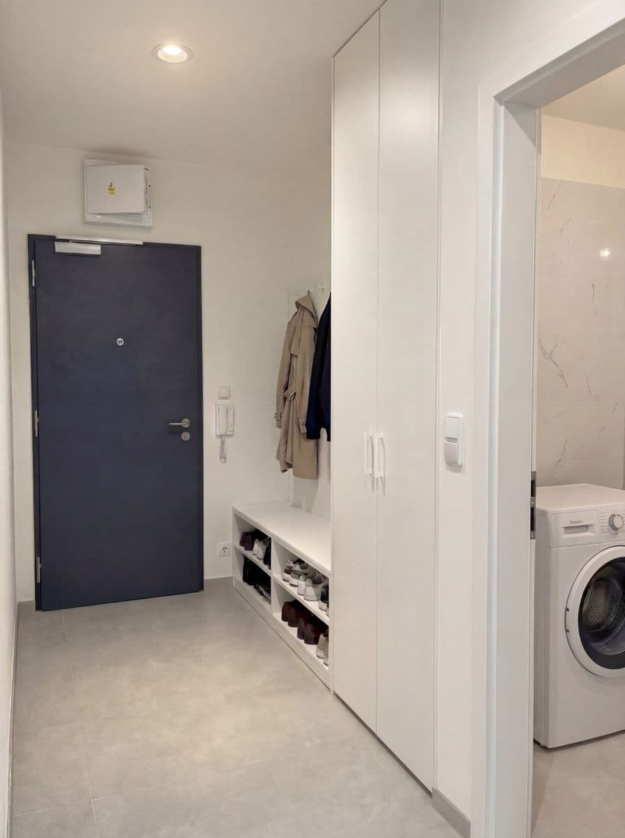 Pronájem bytu 1+kk 36 m², Pod Harfou, Praha, Praha Pronájem bytu 1+kk 36 m², Pod Harfou, Praha, Praha