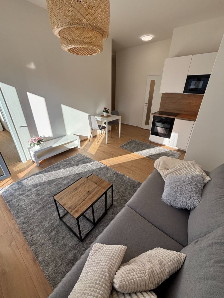 Pronájem bytu 2+kk 42 m², Hermanové, Praha, Praha Pronájem bytu 2+kk 42 m², Hermanové, Praha, Praha