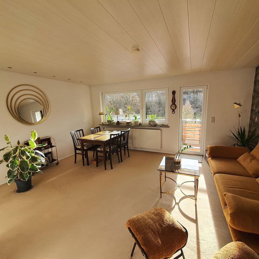 Pronájem bytu 2+1 56 m², Talstraße 28, Stuttgart, Bádensko-Württembersko Pronájem bytu 2+1 56 m², Talstraße 28, Stuttgart, Bádensko-Württembersko