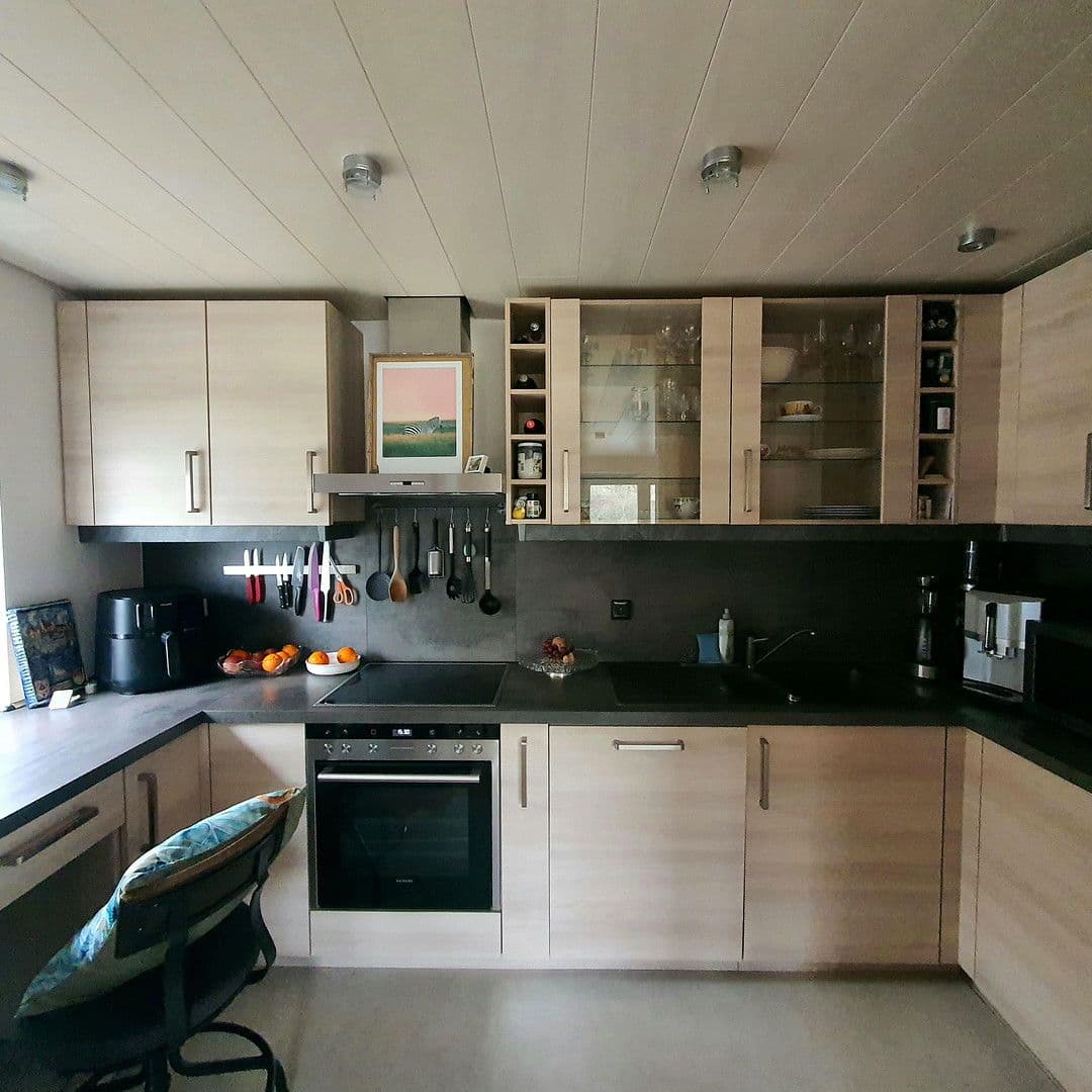 Pronájem bytu 2+1 56 m², Talstraße 28, Stuttgart, Bádensko-Württembersko Pronájem bytu 2+1 56 m², Talstraße 28, Stuttgart, Bádensko-Württembersko