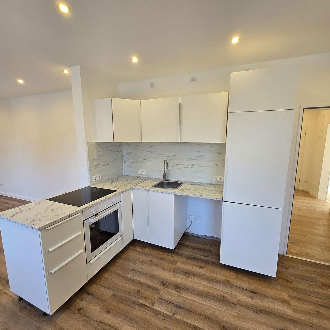 Prodej domu 252 m², pozemek 252 m², Warendorpstraße 25, Lübeck, Šlesvicko-Holštýnsko Prodej domu 252 m², pozemek 252 m², Warendorpstraße 25, Lübeck, Šlesvicko-Holštýnsko